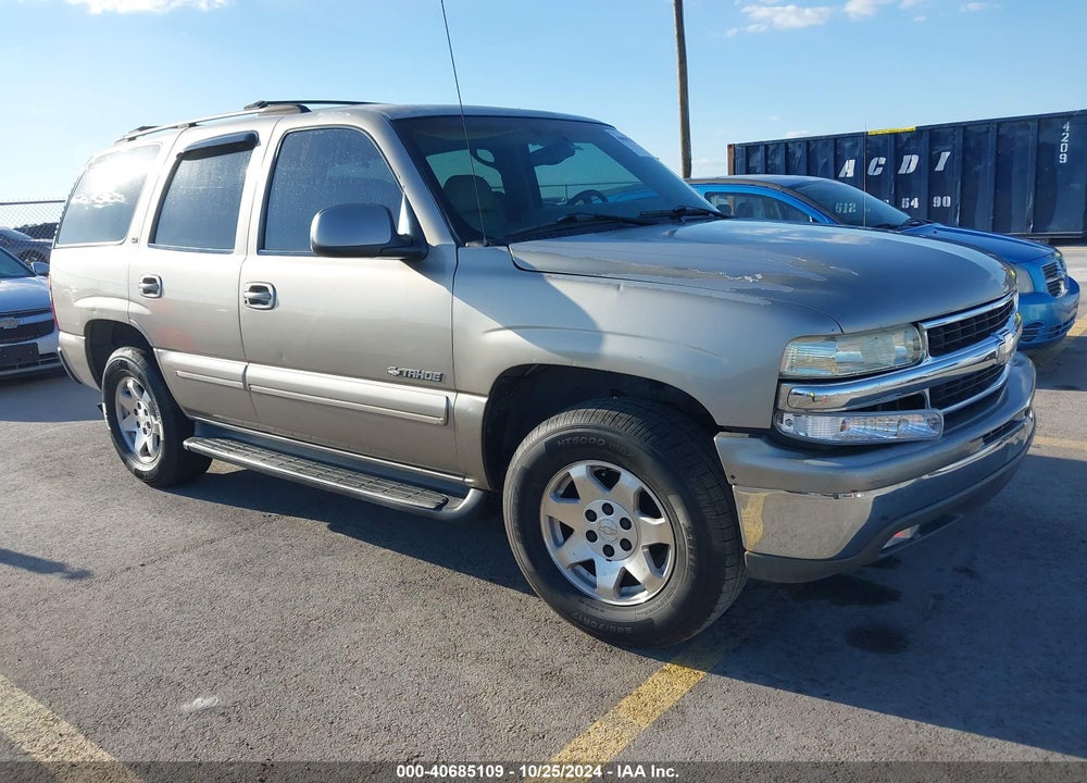 2001 CHEVROLET TAHOE LT VIN: 1GNEC13T41R122082