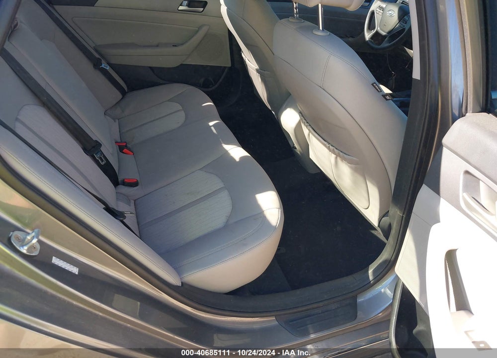 2017 HYUNDAI SONATA HYBRID SE VIN: KMHE24L35HA068776