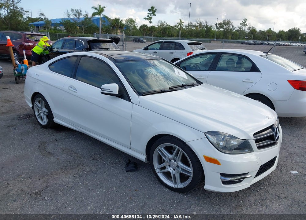 2014 MERCEDES-BENZ C 250 VIN: WDDGJ4HB6EG191551