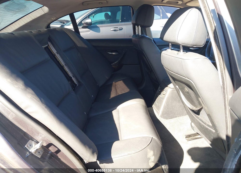 2008 BMW 328I VIN: WBAVA37598NL48011