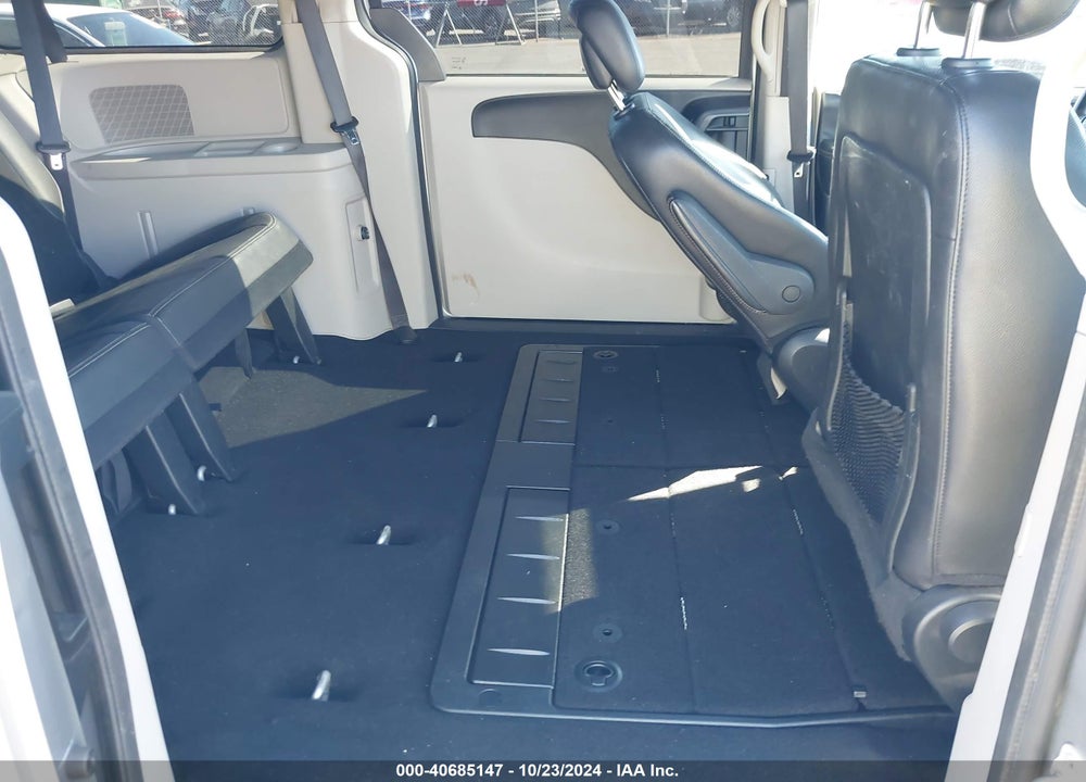 2019 DODGE GRAND CARAVAN SXT VIN: 2C4RDGCG0KR660593