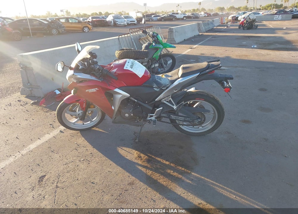 2012 HONDA CBX250 RA VIN: MLHMC4118C5200412
