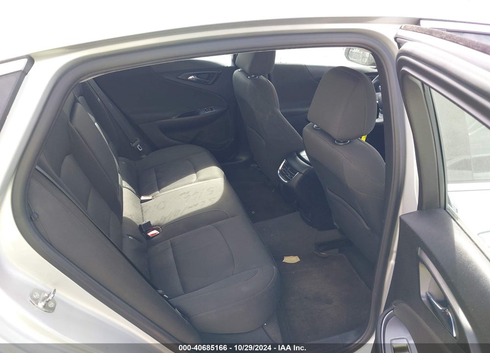 2018 CHEVROLET MALIBU LT VIN: 1G1ZD5ST5JF269893