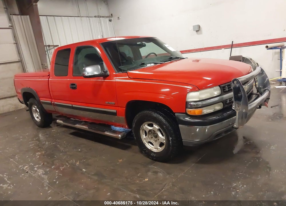2001 CHEVROLET SILVERADO 1500 LS VIN: 2GCEK19T311306859