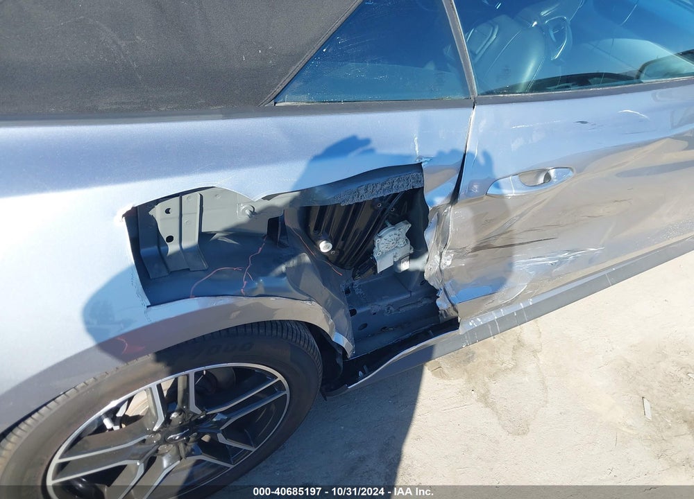 2021 FORD MUSTANG VIN: 1FATP8UH4M5122267
