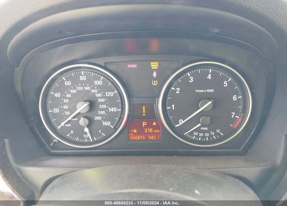 2010 BMW 328I VIN: WBAPH5G58ANM70638