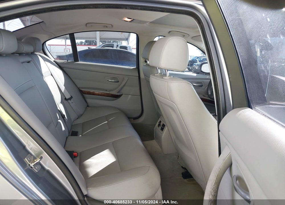 2010 BMW 328I VIN: WBAPH5G58ANM70638