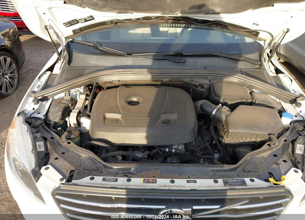 2016 VOLVO XC60 T5 DRIVE-E PREMIER VIN: YV440MDK2G2914038