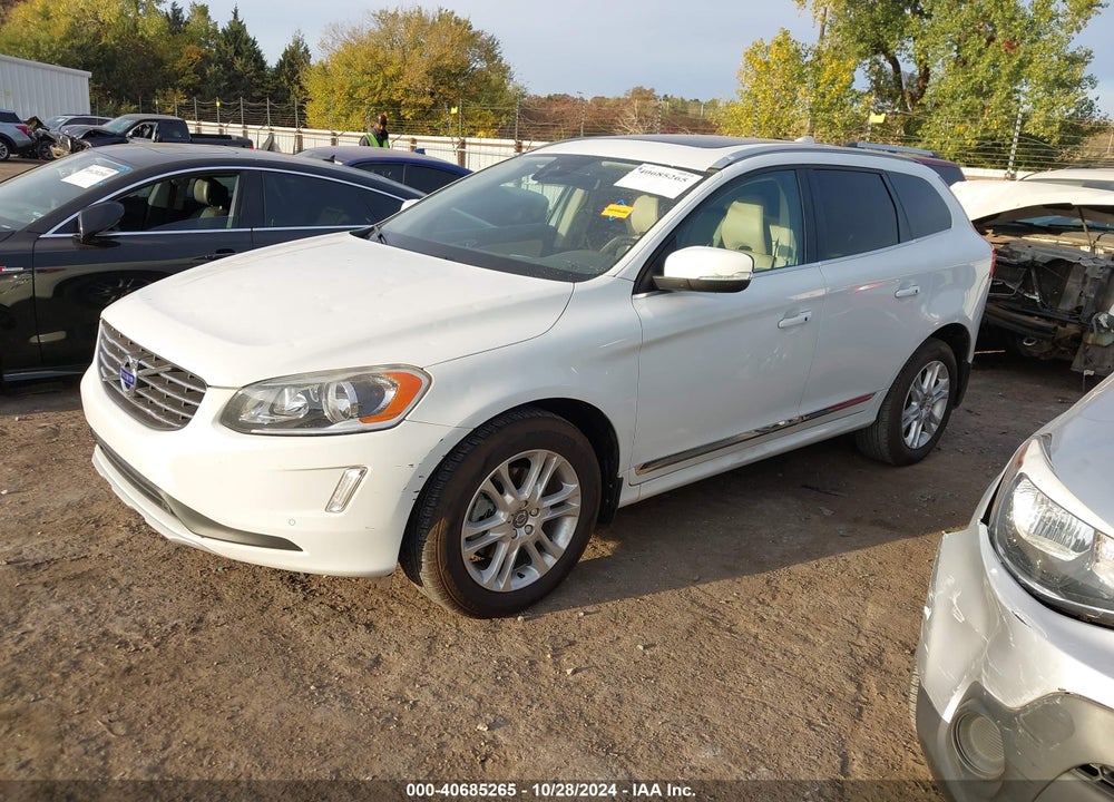 2016 VOLVO XC60 T5 DRIVE-E PREMIER VIN: YV440MDK2G2914038