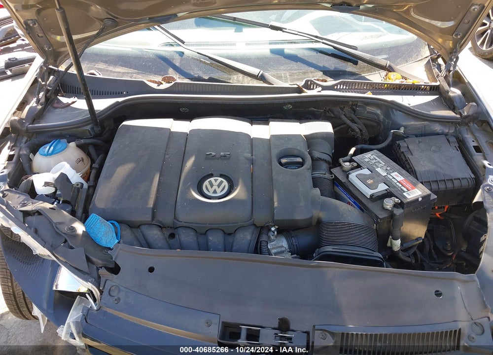 2012 VOLKSWAGEN GOLF 2.5L 2-DOOR VIN: WVWBB7AJ3CW303472