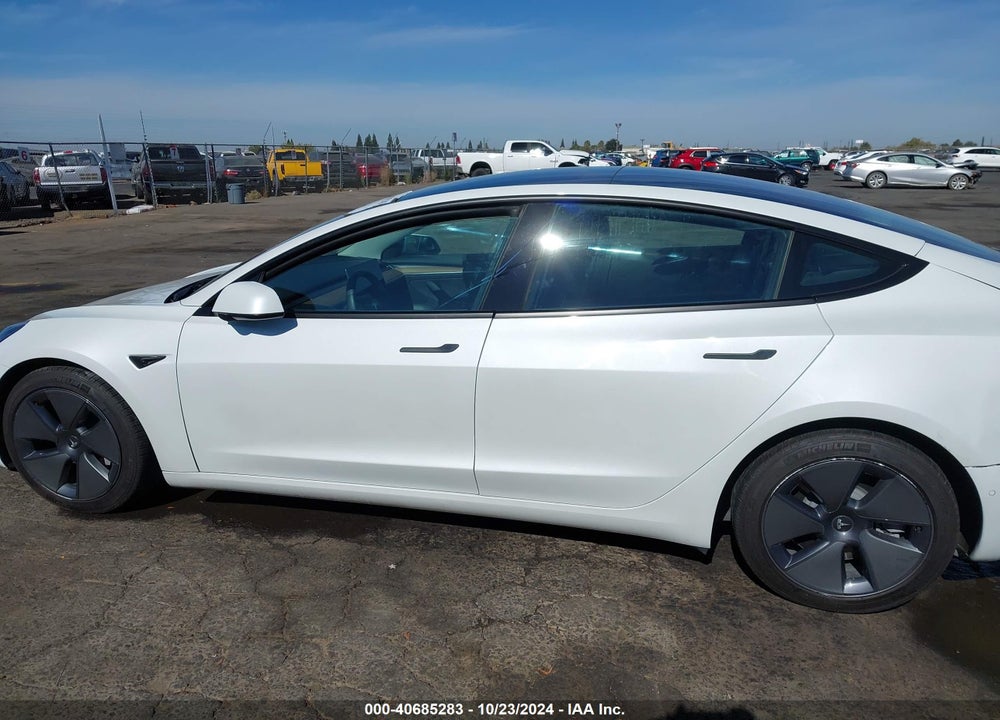 2022 TESLA MODEL 3 LONG RANGE DUAL MOTOR ALL-WHEEL DRIVE VIN: 5YJ3E1EB8NF137226