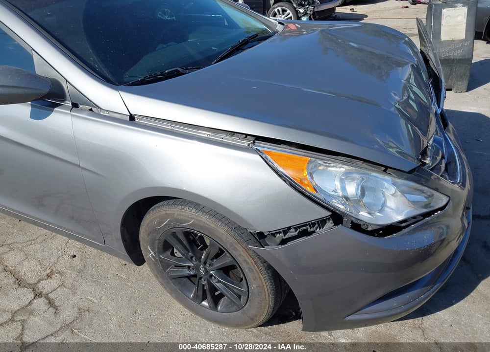 2013 HYUNDAI SONATA GLS VIN: 5NPEB4AC1DH804414