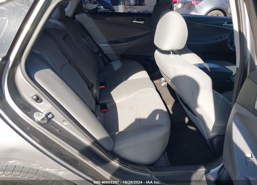 2013 HYUNDAI SONATA GLS VIN: 5NPEB4AC1DH804414