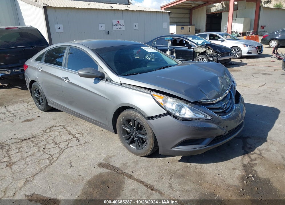 2013 HYUNDAI SONATA GLS VIN: 5NPEB4AC1DH804414