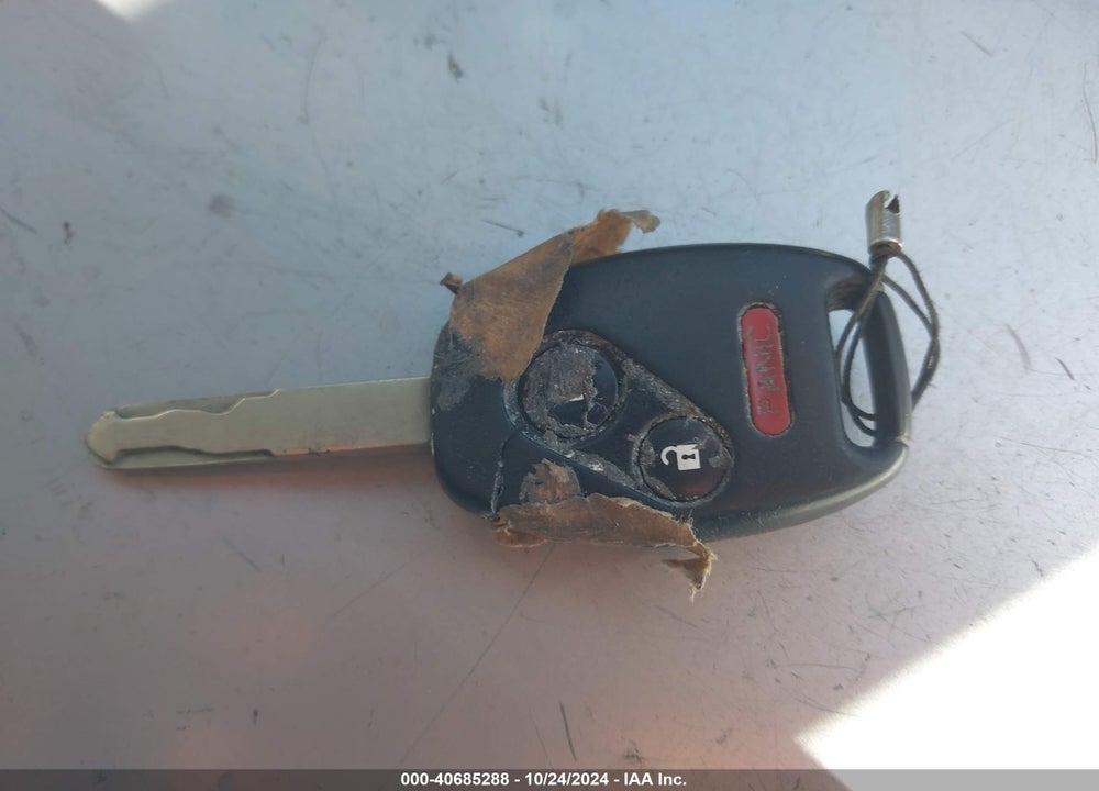 2011 HONDA CIVIC LX VIN: 2HGFG1B6XBH518808
