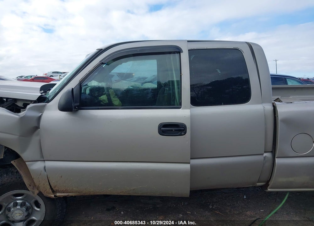 2006 CHEVROLET SILVERADO 2500HD WORK TRUCK VIN: 1GCHK29U26E220783