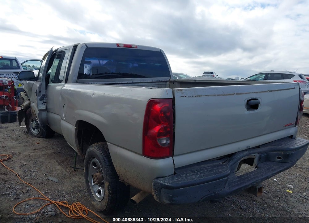 2006 CHEVROLET SILVERADO 2500HD WORK TRUCK VIN: 1GCHK29U26E220783
