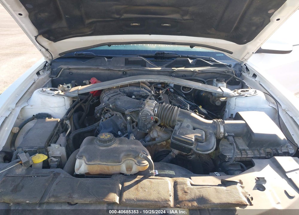 2013 FORD MUSTANG V6 PREMIUM VIN: 1ZVBP8EM3D5220768