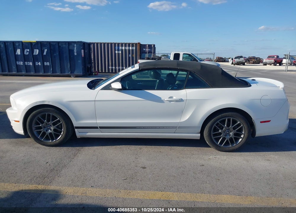 2013 FORD MUSTANG V6 PREMIUM VIN: 1ZVBP8EM3D5220768