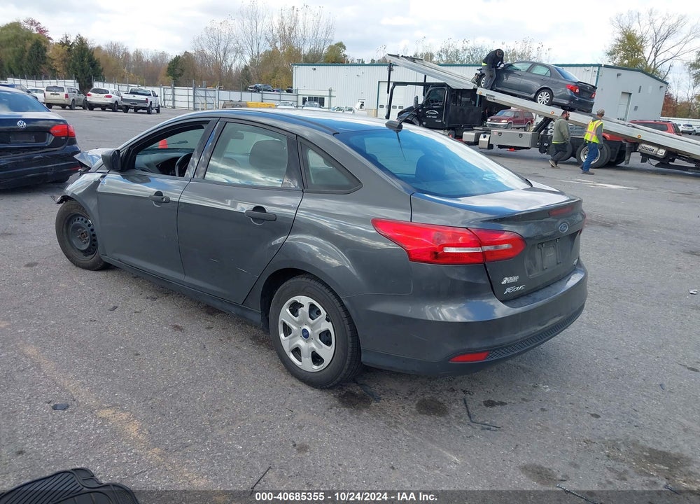 2017 FORD FOCUS S VIN: 1FADP3E2XHL229374