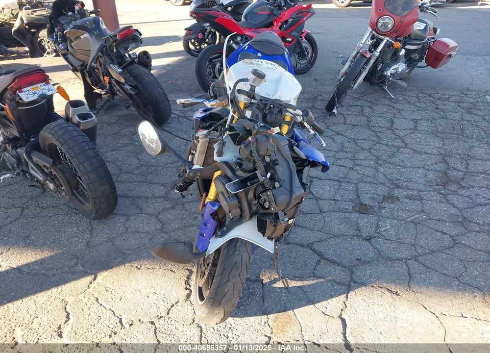 2014 YAMAHA YZFR1 C VIN: JYARN23Y3EA004255