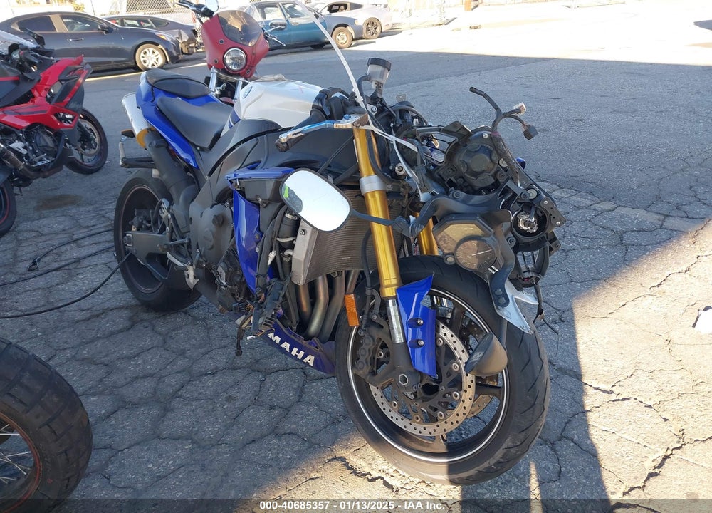 2014 YAMAHA YZFR1 C VIN: JYARN23Y3EA004255