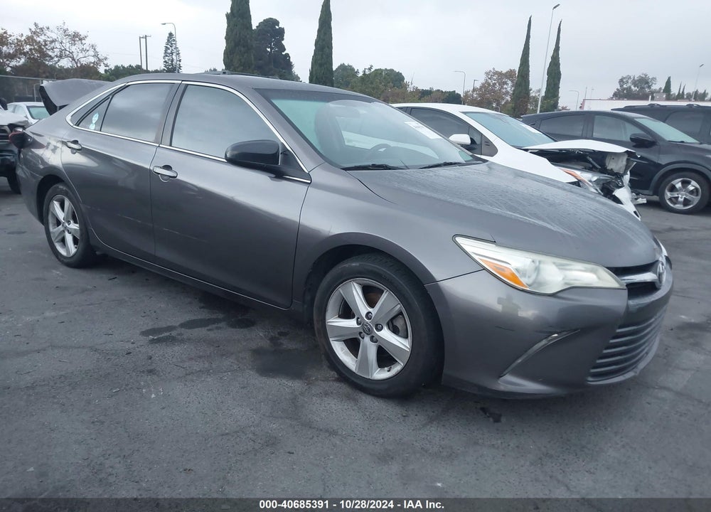 2015 TOYOTA CAMRY LE VIN: 4T4BF1FK1FR452208