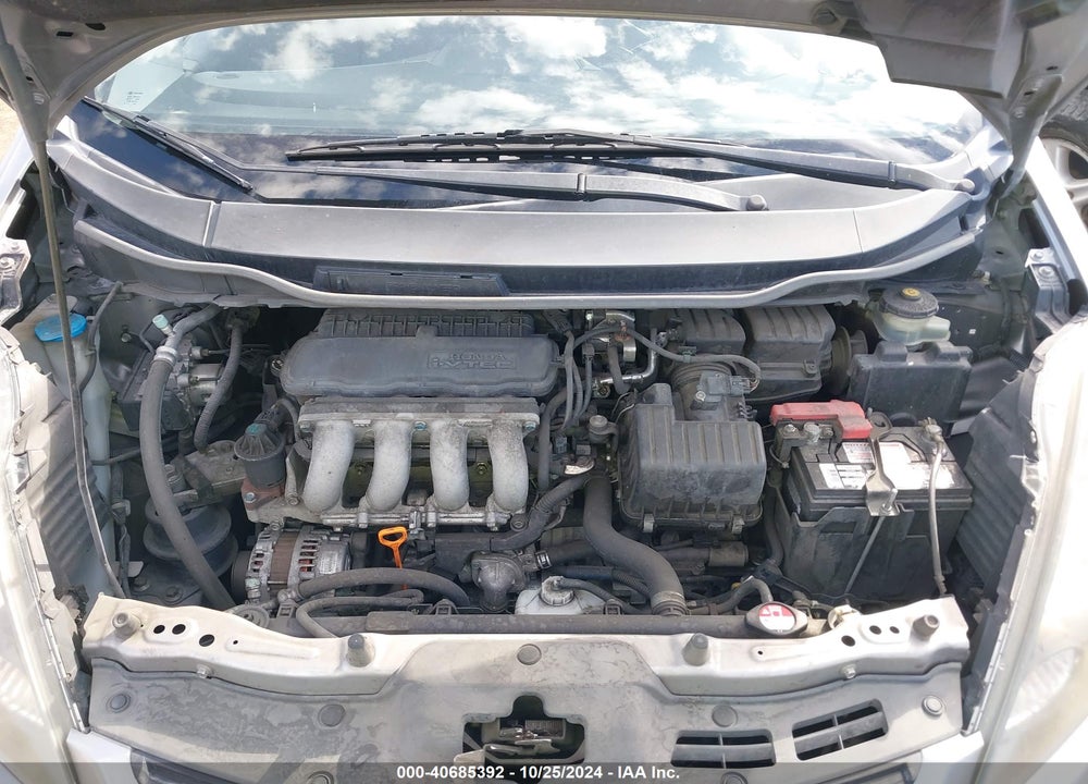 2010 HONDA FIT VIN: JHMGE8H26AS022190