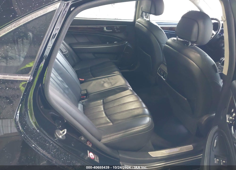 2011 HYUNDAI EQUUS SIGNATURE VIN: KMHGH4JF2BU029220