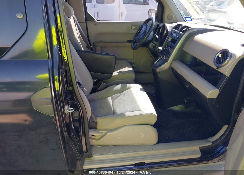 2010 HONDA ELEMENT LX VIN: 5J6YH1H35AL000067