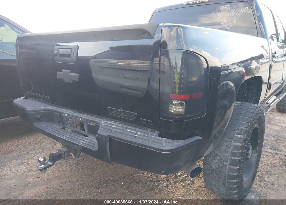 2008 CHEVROLET SILVERADO 1500 LT1 VIN: 3GCEC13JX8G286325