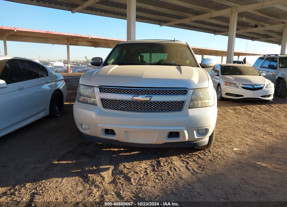 2010 CHEVROLET TAHOE LTZ VIN: 1GNUCCE03AR210681