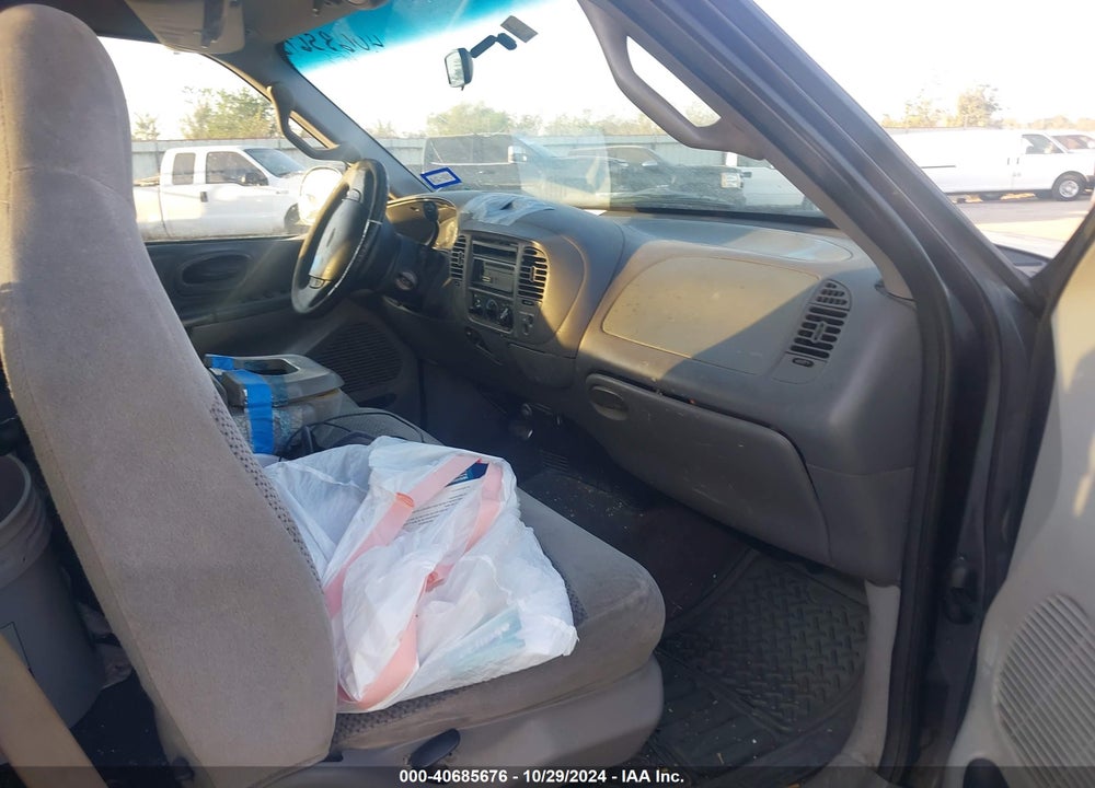 2000 FORD F-150 LARIAT/XL/XLT VIN: 1FTRX07W3YKB25863