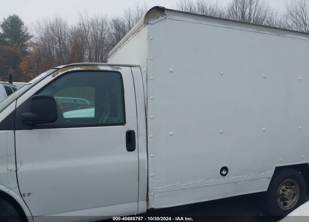 2008 GMC SAVANA CUTAWAY WORK VAN VIN: 1GDGG31CX81914133