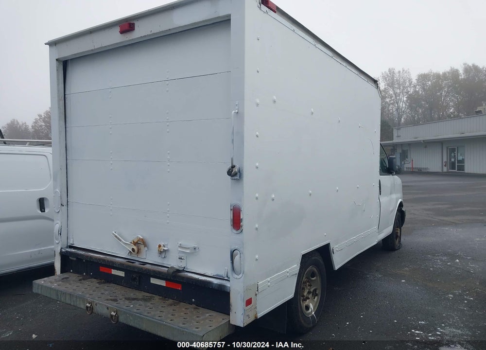 2008 GMC SAVANA CUTAWAY WORK VAN VIN: 1GDGG31CX81914133