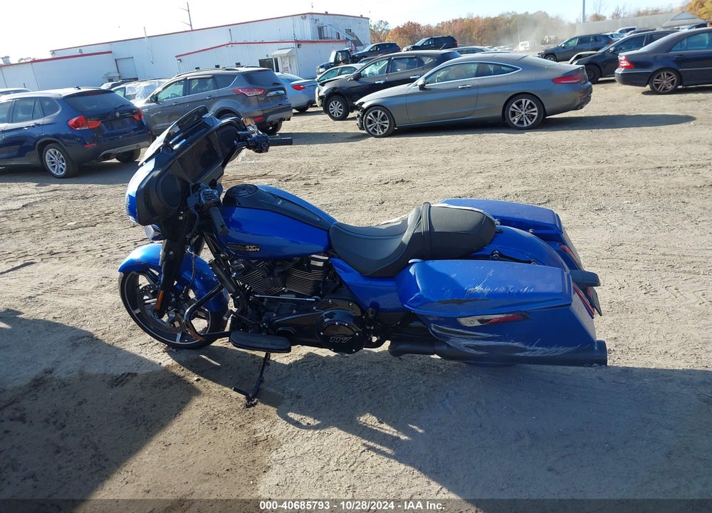 2024 HARLEY-DAVIDSON FLHX VIN: 1HD1KB715RB606497