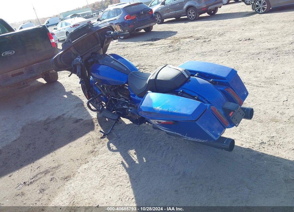 2024 HARLEY-DAVIDSON FLHX VIN: 1HD1KB715RB606497