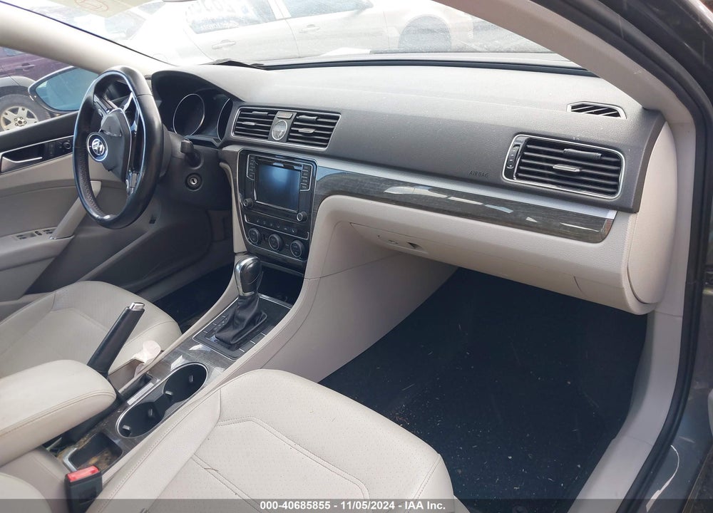 2016 VOLKSWAGEN PASSAT 1.8T SE VIN: 1VWBT7A34GC061262