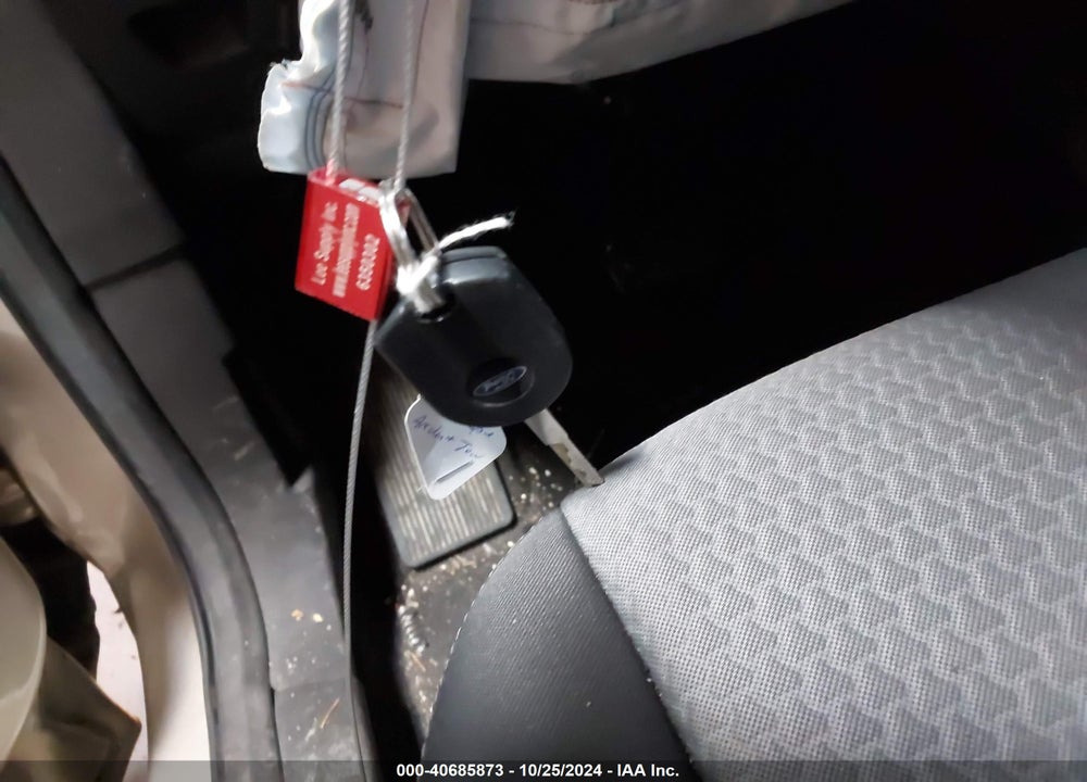 2017 FORD ESCAPE SE VIN: 1FMCU9G98HUE73574