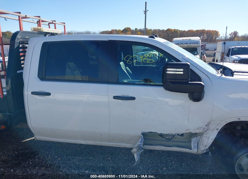 2022 CHEVROLET SILVERADO 3500HD CHASSIS WORK TRUCK VIN: 1GB4WRE75NF220978