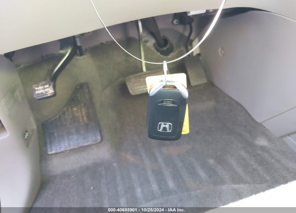 2016 HONDA ODYSSEY SE VIN: 5FNRL5H32GB168079