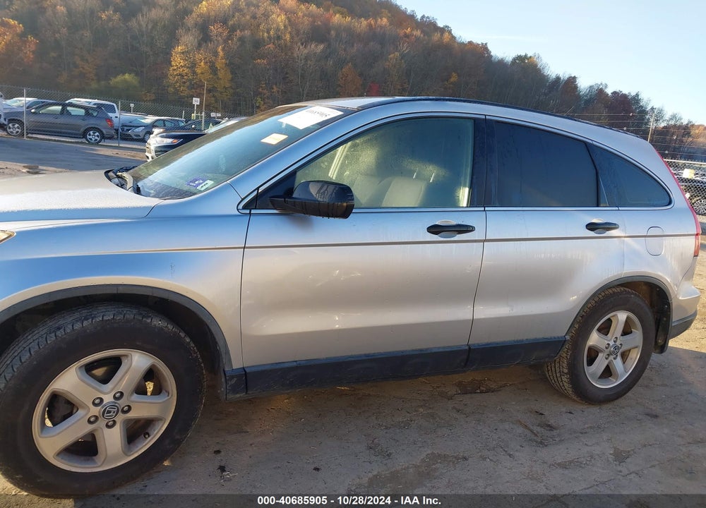 2009 HONDA CR-V LX VIN: JHLRE48349C007319
