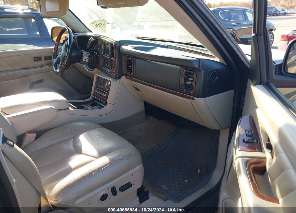 2004 CADILLAC ESCALADE ESV PLATINUM EDITION VIN: 3GYFK66N84G327073