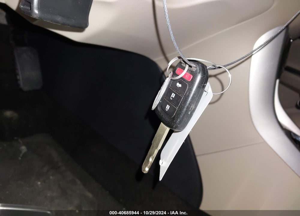 2016 HONDA ACCORD VIN: 1HGCR2F31GA095996