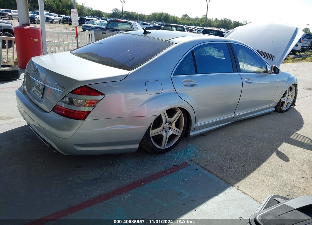 2008 MERCEDES-BENZ S 550 4MATIC VIN: WDDNG86X08A180239
