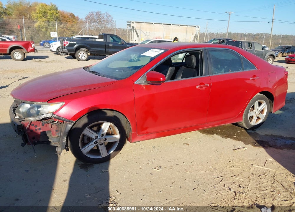 2013 TOYOTA CAMRY SE VIN: 4T1BF1FK6DU659443