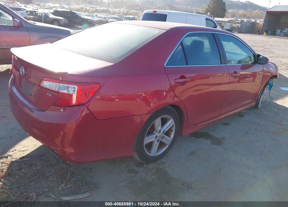 2013 TOYOTA CAMRY SE VIN: 4T1BF1FK6DU659443