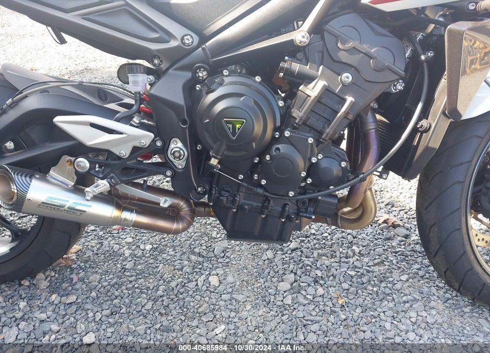 2024 TRIUMPH MOTORCYCLE STREET TRIPLE 765 R VIN: SMTA604S7RTBL1120