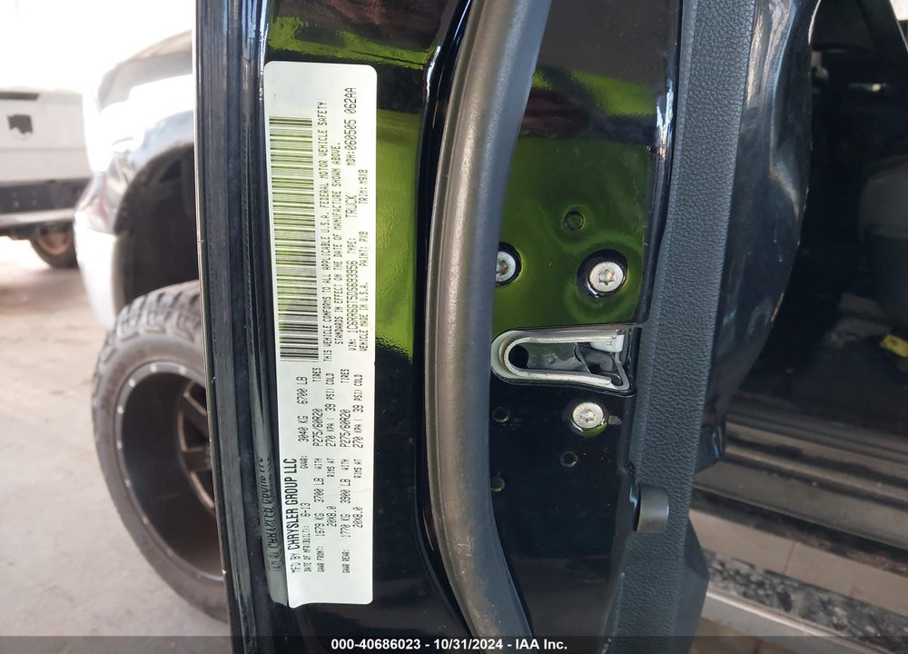 2013 RAM 1500 BIG HORN VIN: 1C6RR6GT5DS693956