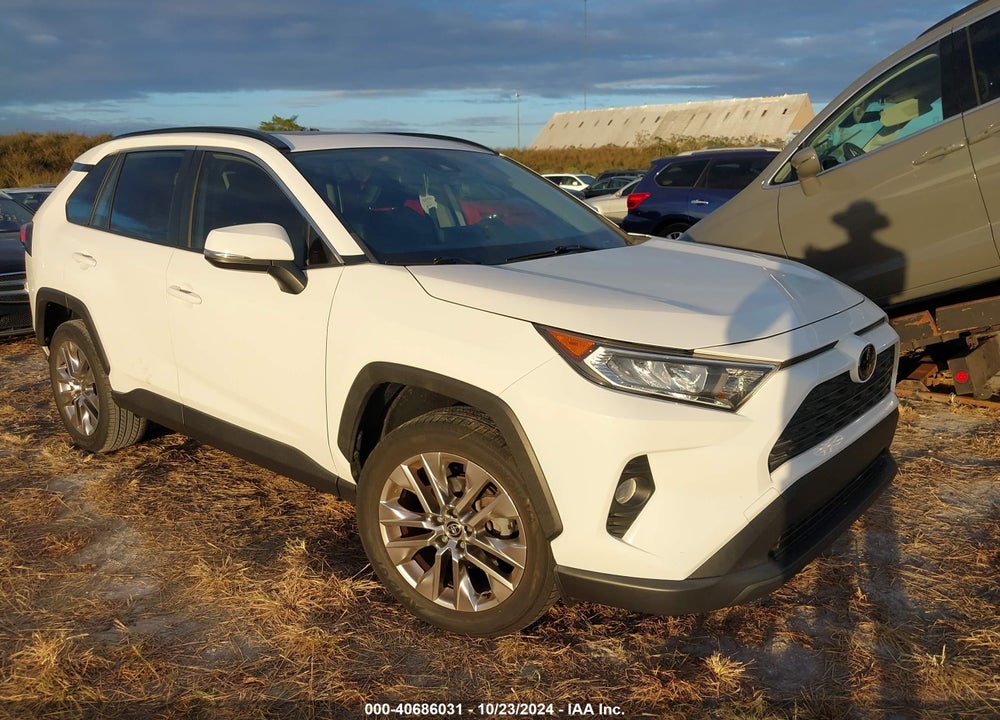 2020 TOYOTA RAV4 XLE PREMIUM VIN: JTMC1RFVXLD517529